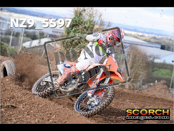 Experts-105
