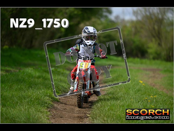 Pee Wee Kids Track-08
