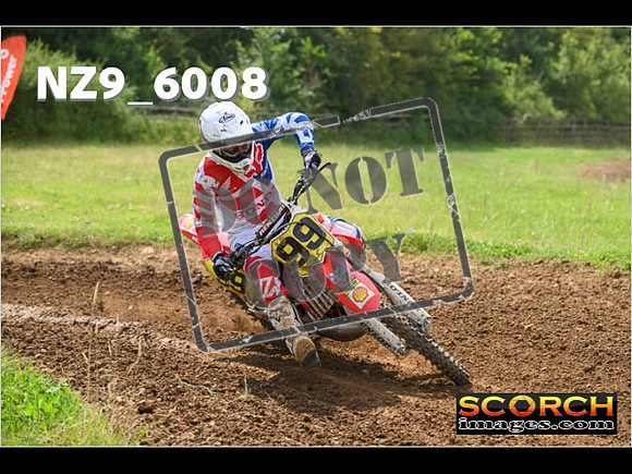 Experts-094