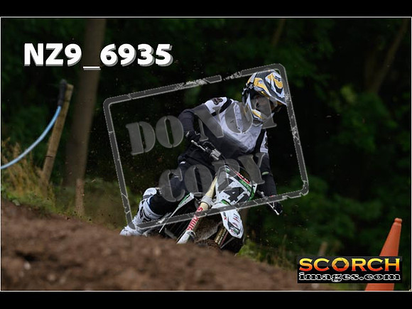 Experts-062