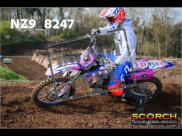 Thur10Apr-046