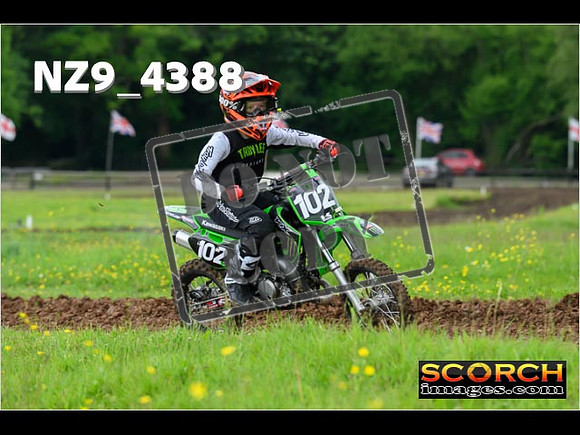 Auto 65'S-055