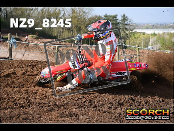 Thur10Apr-044