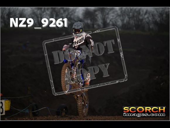 Experts-013