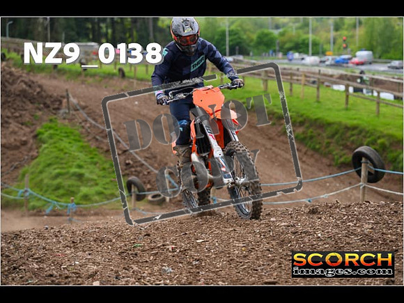 Thur25Apr-253