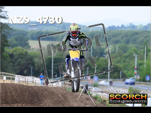 Experts-112