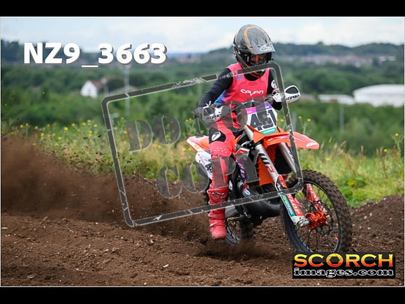 Experts-071