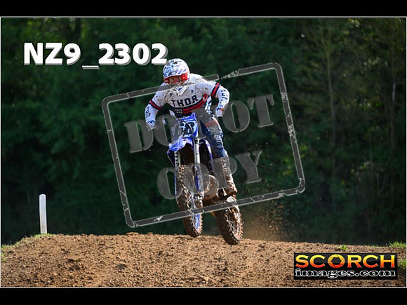 Experts-066