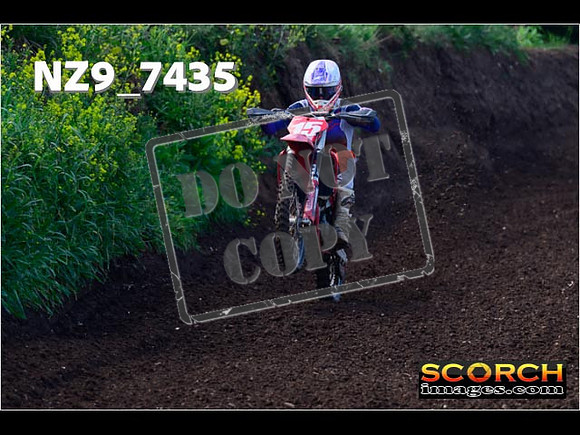 Experts-080