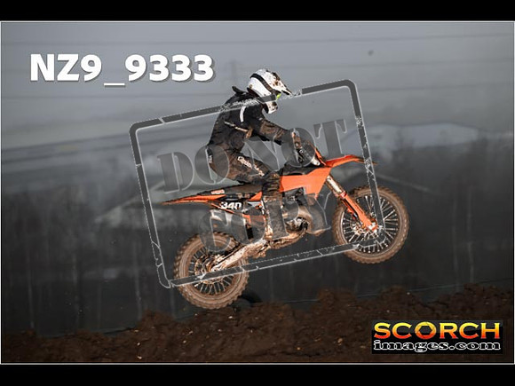 Experts-083