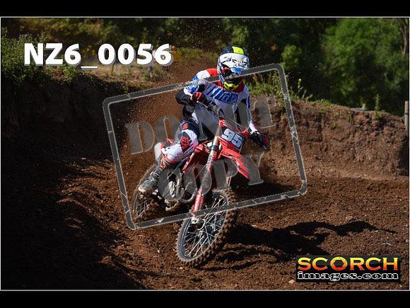 Experts-052