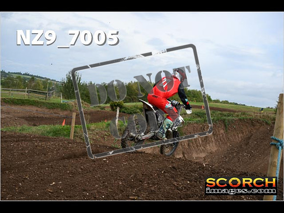 Experts-078