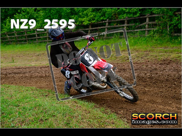 Experts-093