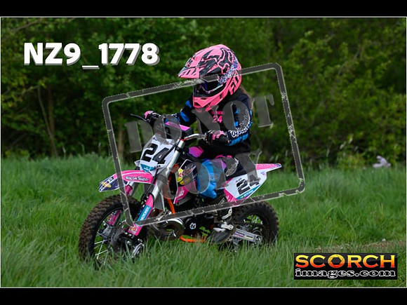 Pee Wee Kids Track-28
