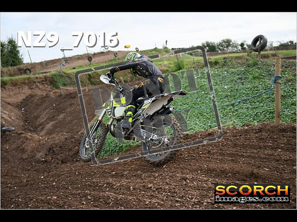 Experts-089