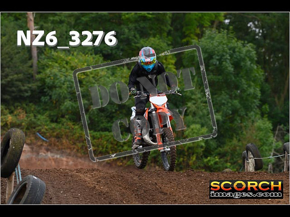Experts-055