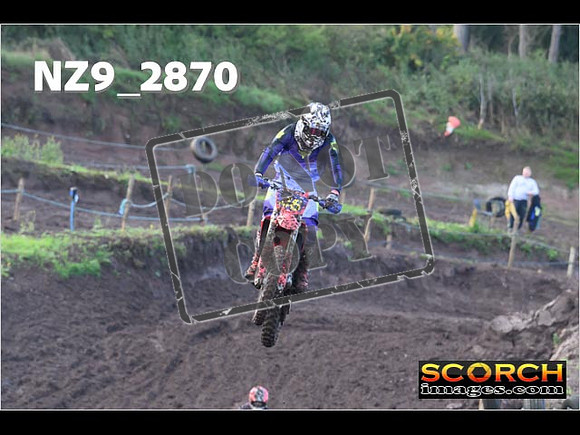 Experts-086