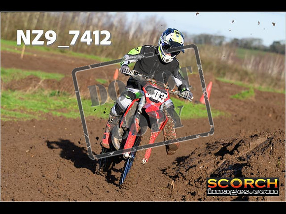 Experts-066