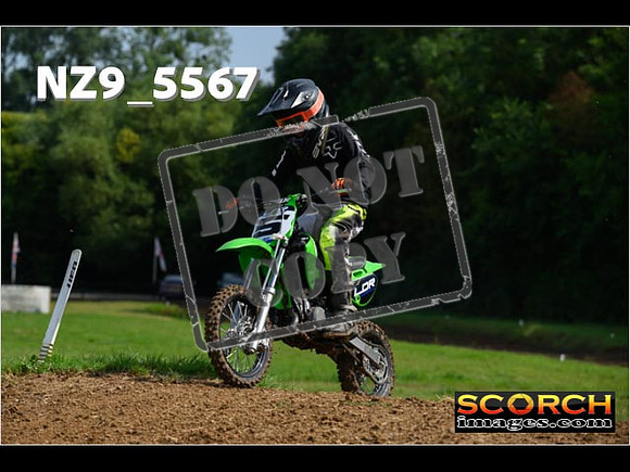 Auto 65'S-032