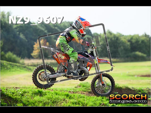 65's-022