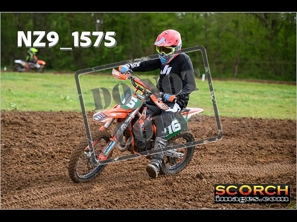 85's-019