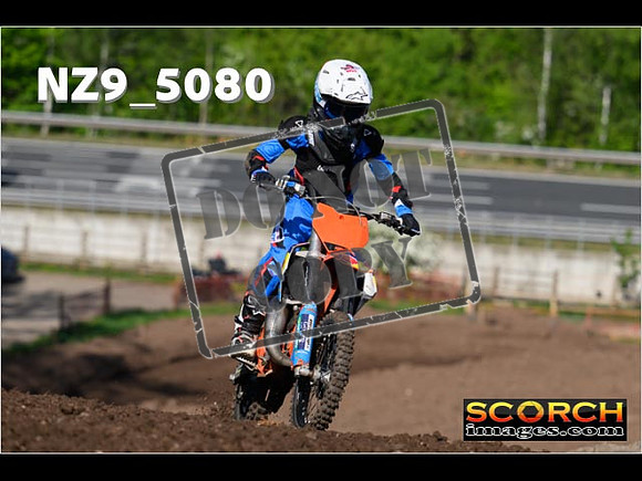 Youth-029