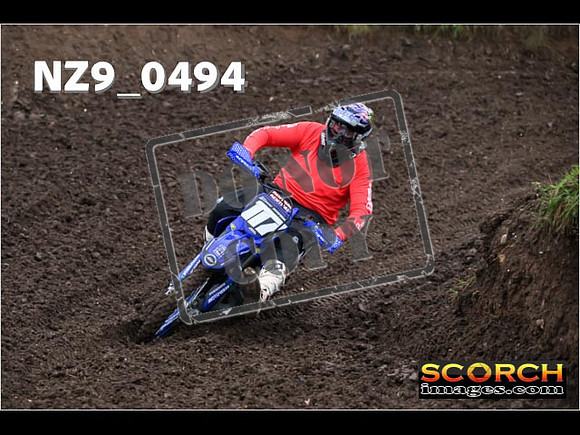 Experts-050