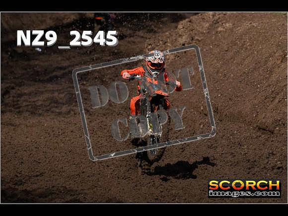 Inters-072
