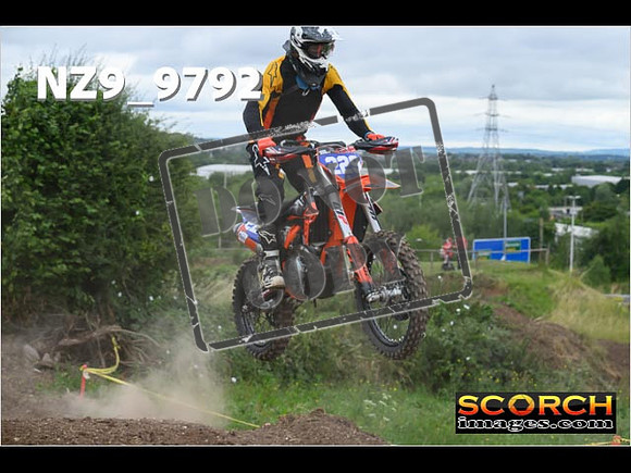 03. Inters-049