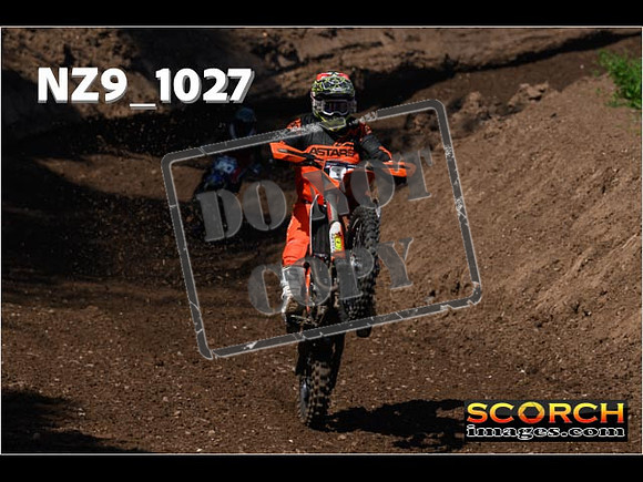 Experts-105