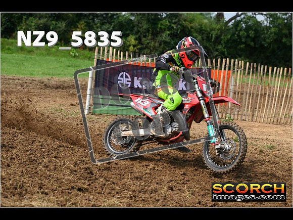 85's-093