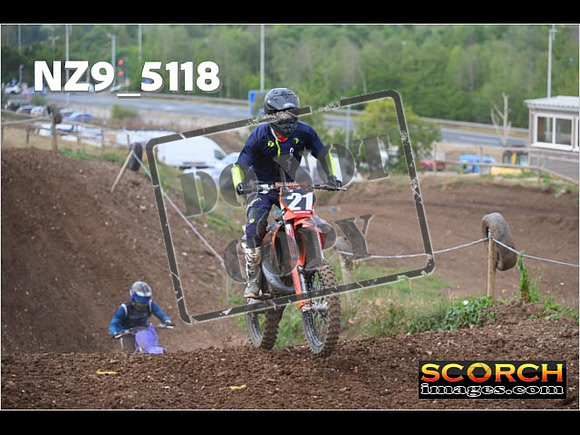 InterGreenOrange-240