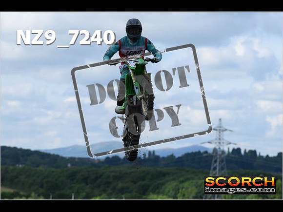 Experts-091