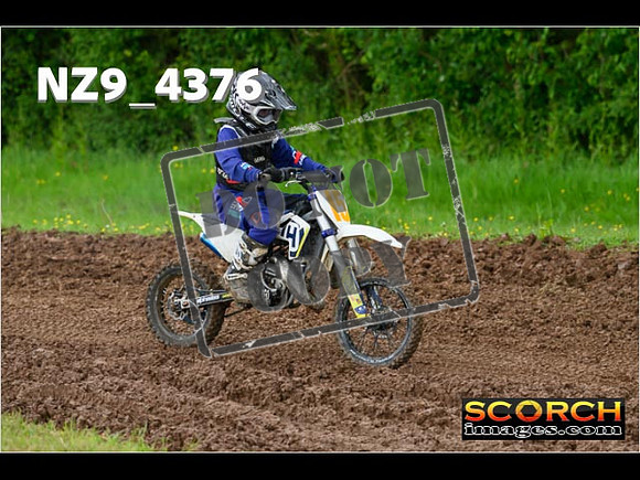 Auto 65'S-043