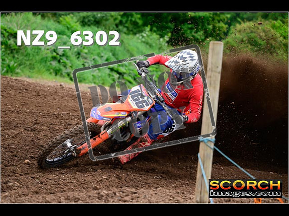 Experts-056