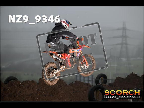 Experts-095