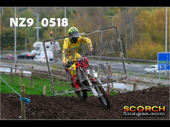 Experts-073